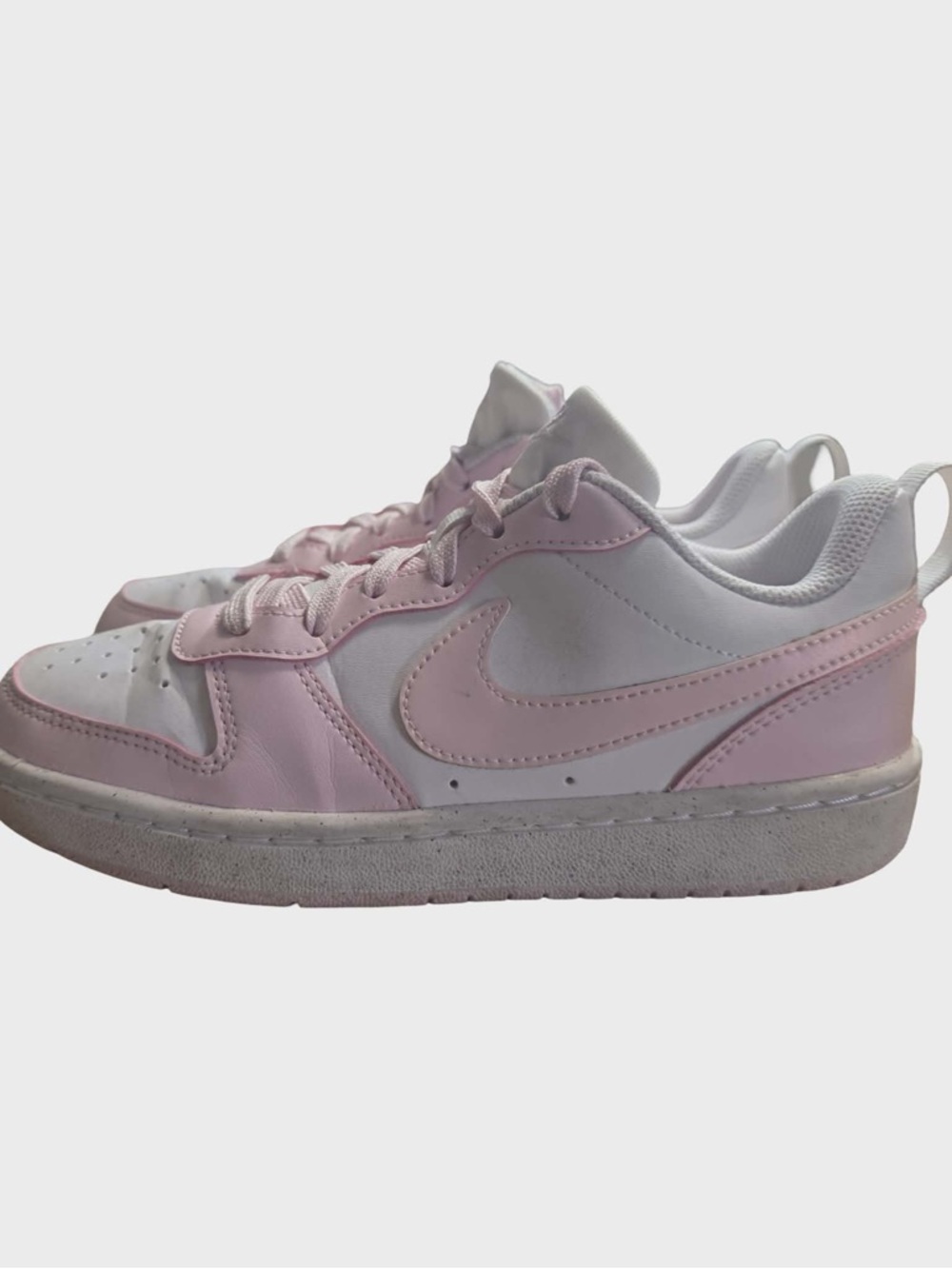 Nike Kids Low-Top Sneakers in Pink and White